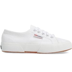 Superga Classic Sneakers